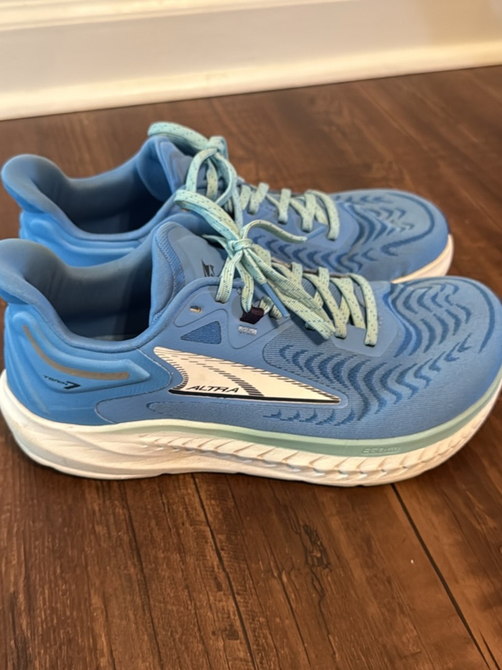 Altra Women’s Light Blue Lace-Up Running Shoes